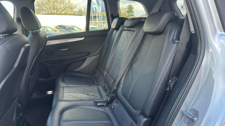 BMW 2 Series 218i Luxury 5dr Step Auto Petrol Estate